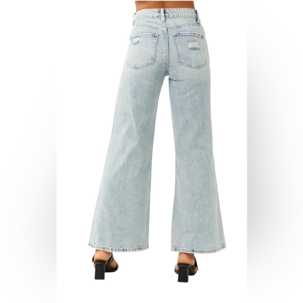 Distressed Light Blue Women's Jeans - Picture 2 of 10
